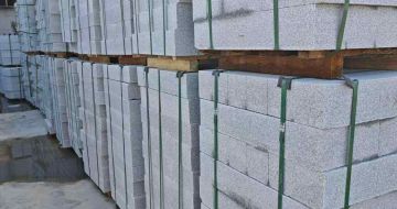 洛阳芝麻白路牙石，路侧石