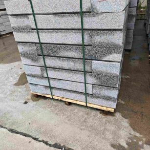 洛阳芙蓉白路牙石，马路牙子