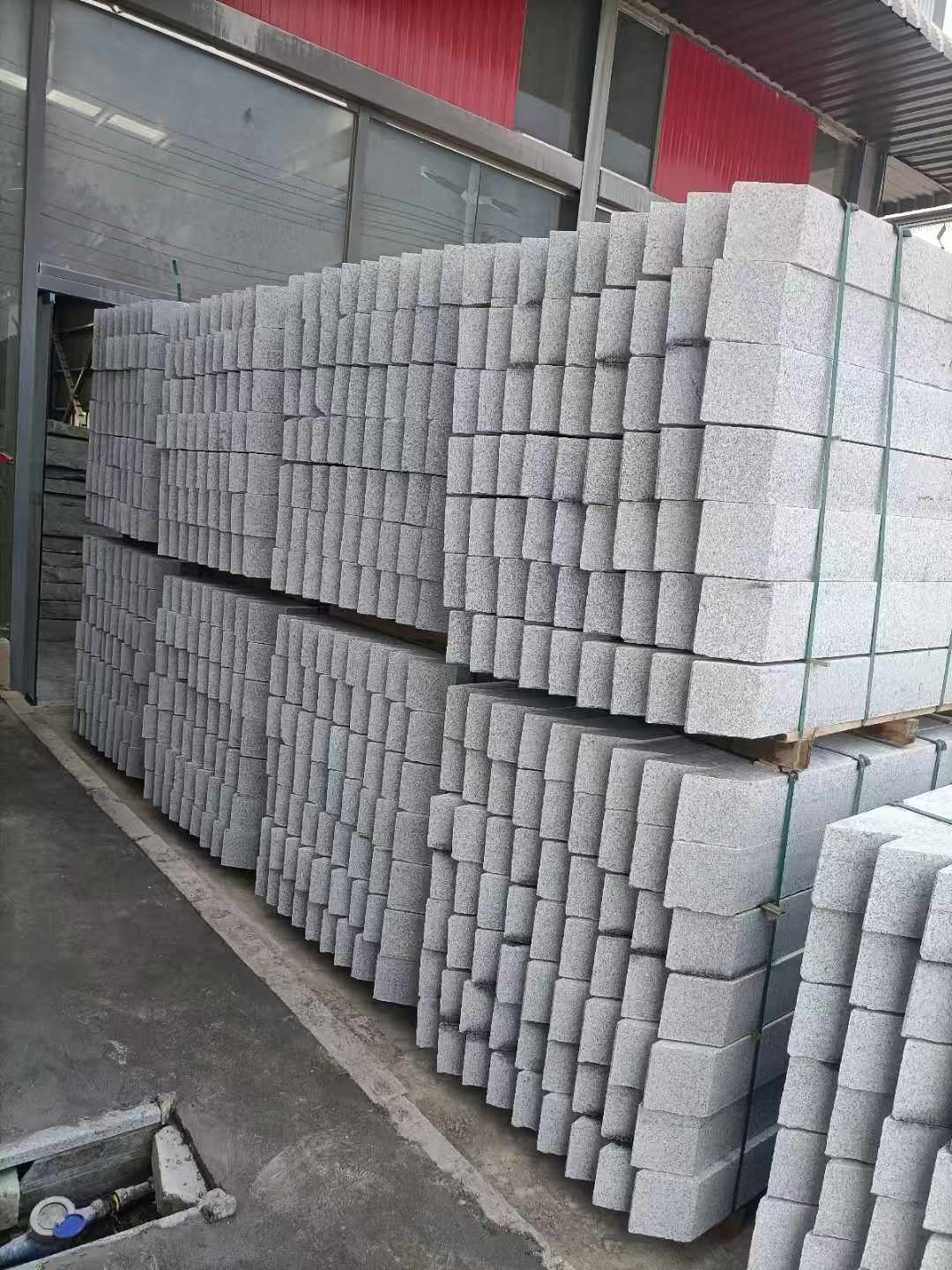 洛阳芝麻白树围石 树池