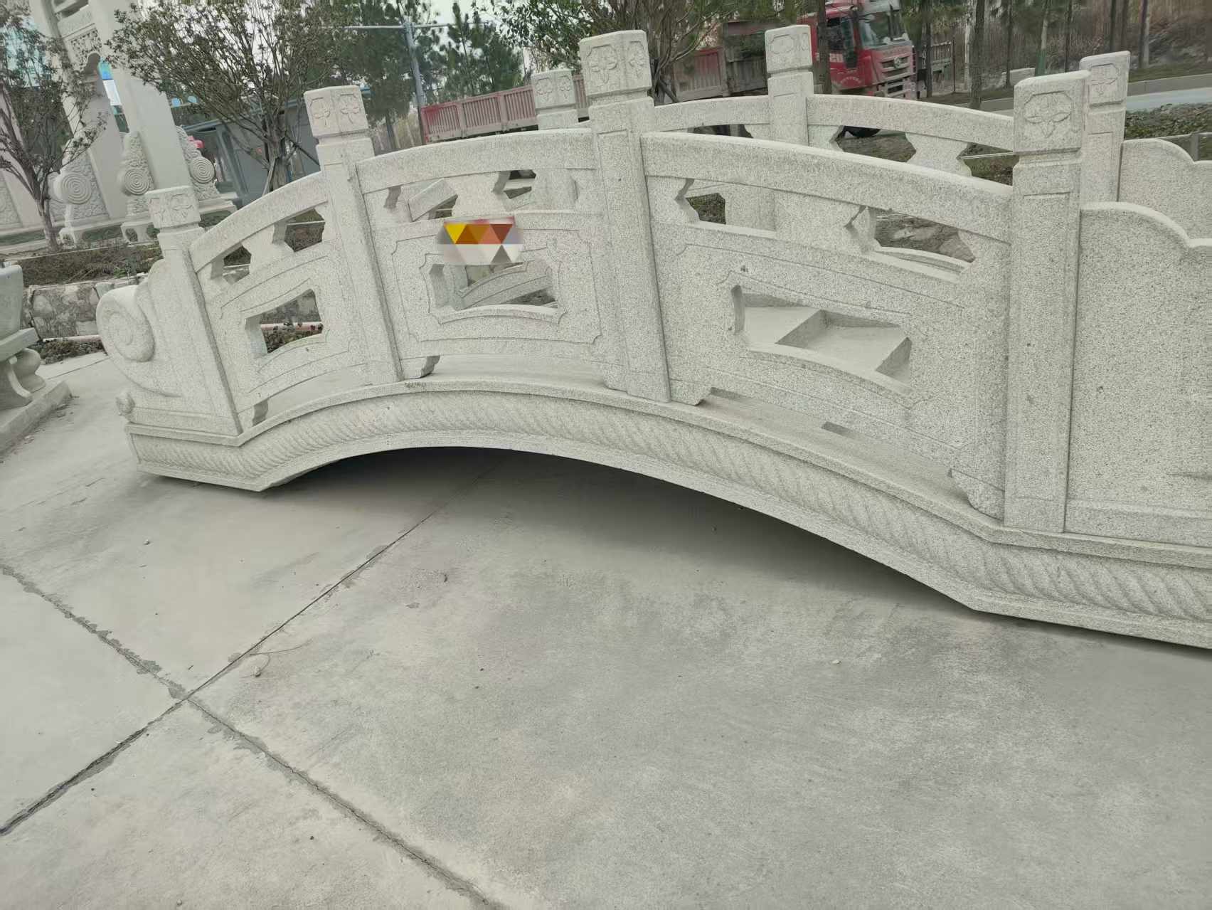 洛阳芝麻白拱桥，石桥