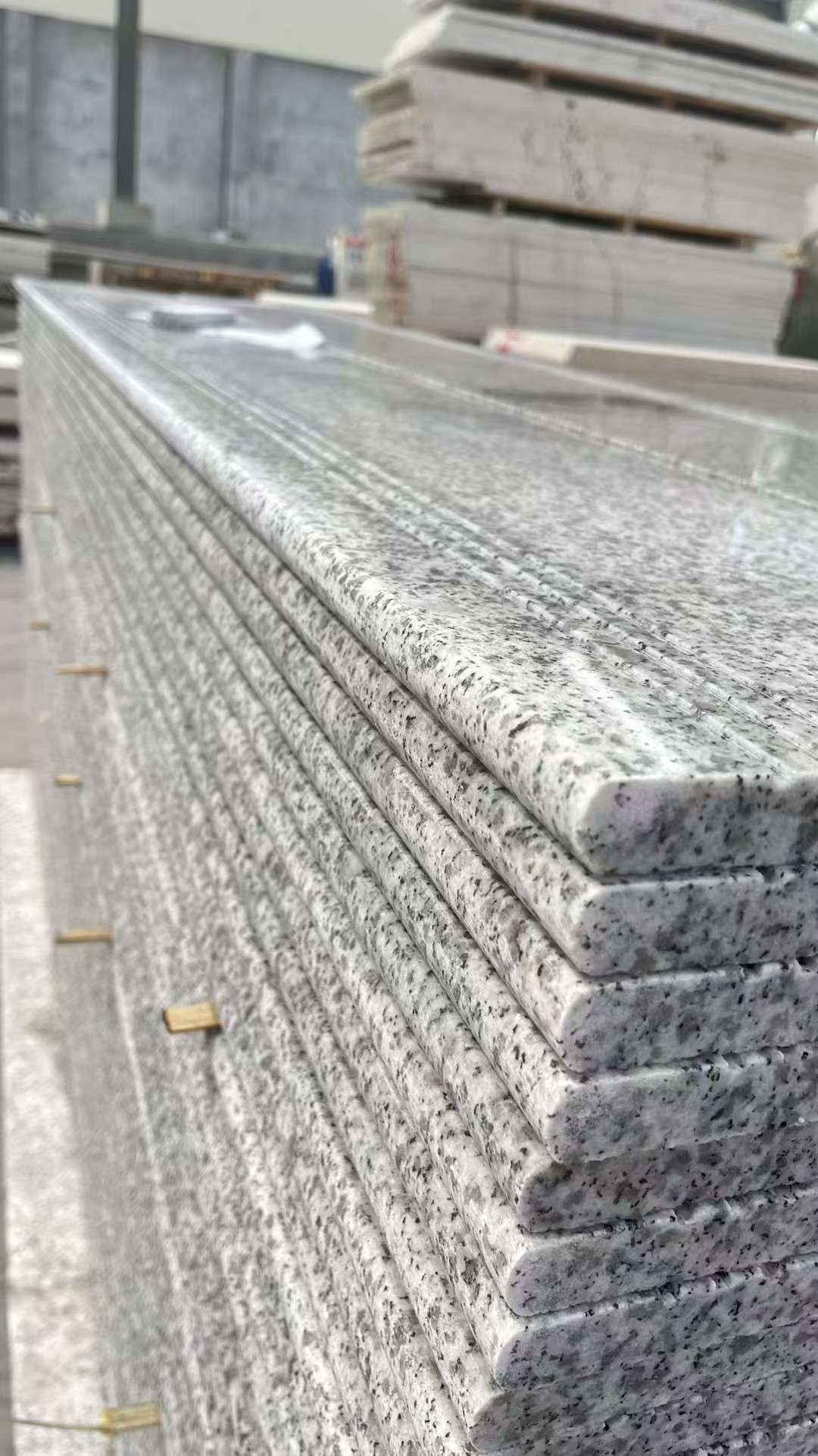 洛阳芝麻白楼梯踏步 花岗岩楼梯板材